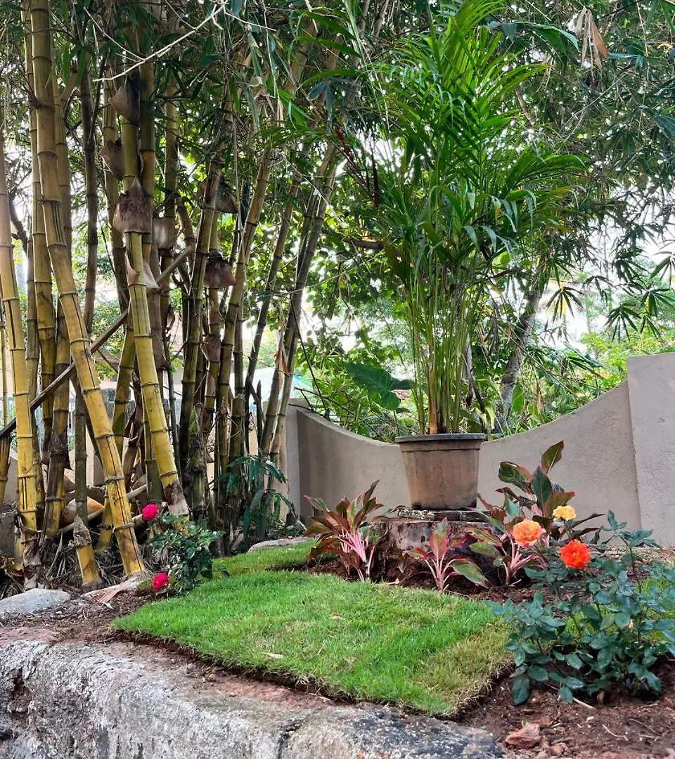 Bava Ac Rooms At Casa De Aadi Varkala Hotell