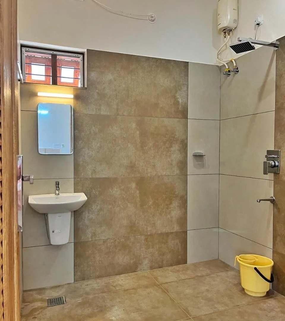 Bava Ac Rooms At Casa De Aadi Varkala Hotell