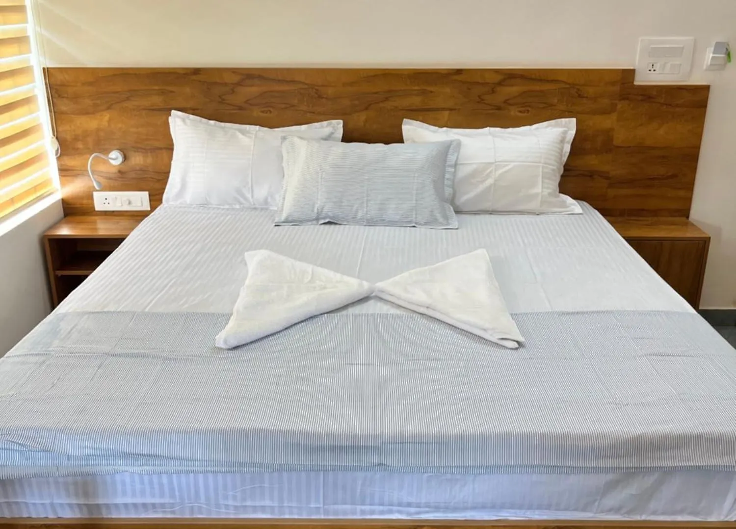 Bava Ac Rooms At Casa De Aadi Varkala